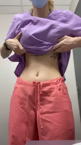 If you were my coworker would you let me seduce you ? [F]