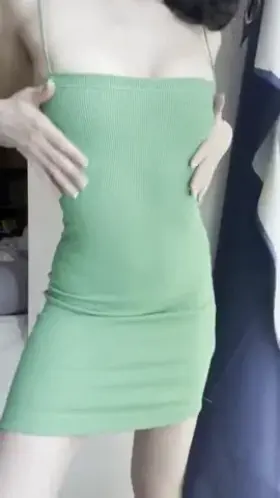 Who’s into pale girls?