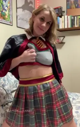 Show me your wand🪄⚡️