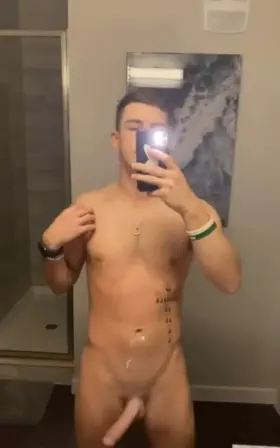 Please don’t up unless you’d suck my big jock dick 🥰