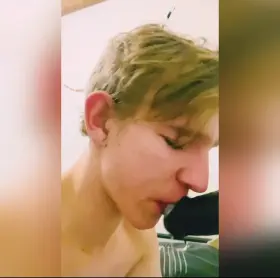 (19M) Getting my first ever oral creampie from black dildo ☺️🍆💦