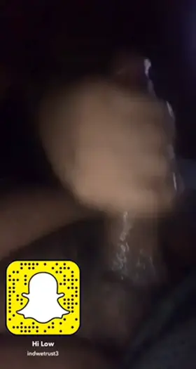 Any ladies wanna watch me stroke?? 😈