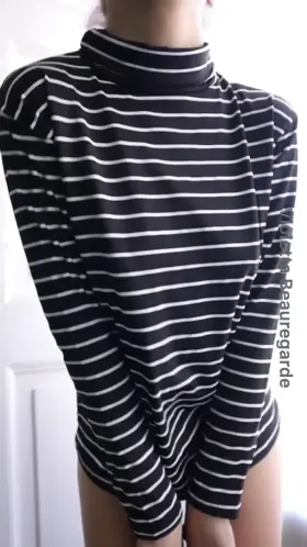 I bought some basic tops for university like this one, but I think that what's underneath will surprise you more than a simple striped top :)