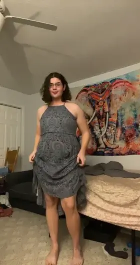 I feel like a Disney Princess in this dress! 👑