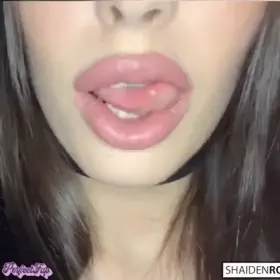 Sloppy deepthroat in the movie theater