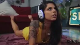 this sub could really use more gay content ;P