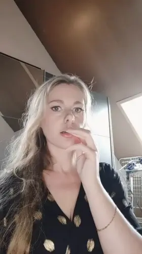 Is mommy still desirable?