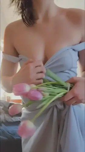 All natural flower girl