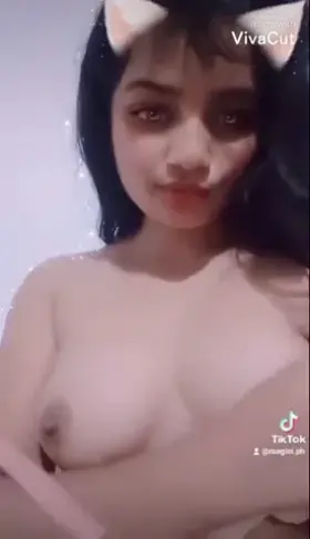 UPDATE!!🔥🥰Cute Tiktoker Teasing & Playing with her Titties 