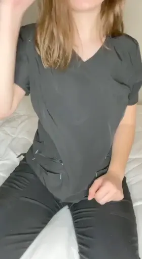 My scrubs create an illusion