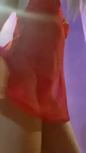 18 y.o. cock tease 🥳 🌷 Dick rates 💦🙊 🌷 Customs 🌷 Sexting 🌷 Very interactive 👅