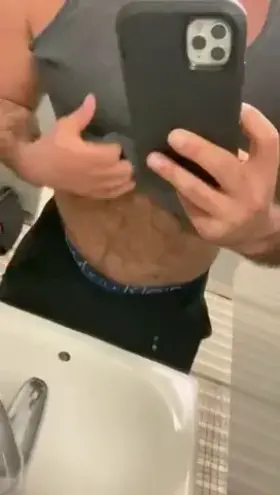 32 year old daddy here! I need a boy for my videos so bad Dx