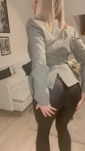 in need of some dick asap 🥵