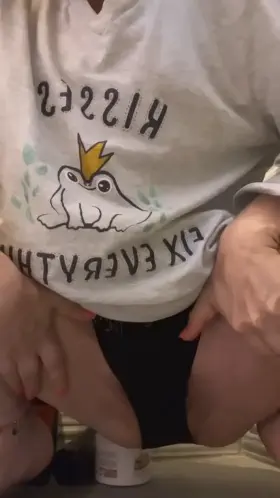 How I love pissing in my panties