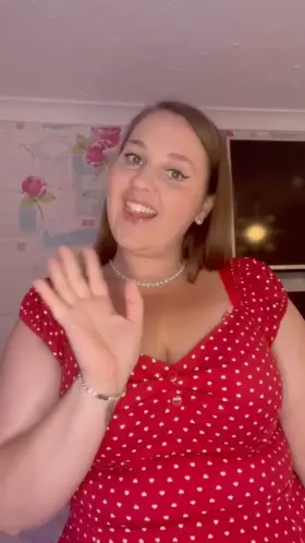 Do I make the cut? Can I say in a milf😏?