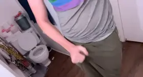 Who likes a uncut cock here