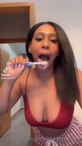 💦🍑Ky🍑💦⬇️🔥L1nk In C0mments🔥⬇️