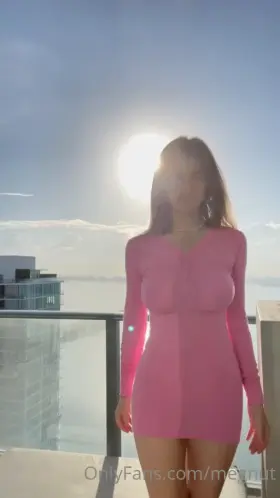 b3ll3 d3lph1n3- her new content is here check the comments