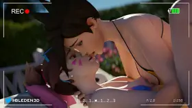 DVa and tracer lesbian kiss (bleden)