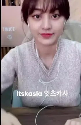 TWICE - Jihyo feat. Nayeon