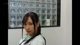 What that girl with good lighting and camera is doing in the zoom meetings