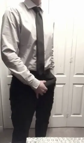 I feel like I was more turned on than usual today at work 🥵(m)