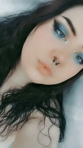 Tried blue today, want to help me ruin it? 💙