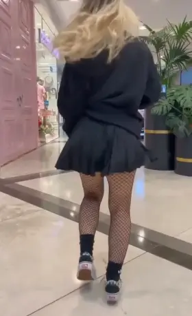 On Her Way To Hot Topic [GIF]