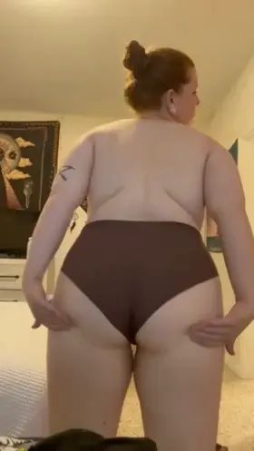 Hope I can brighten up your Monday