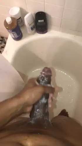 Anybody wanna join?🥵 I’m lonely