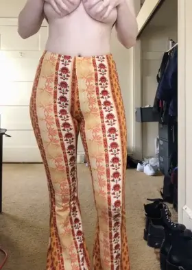 Flashing my ass [OC]