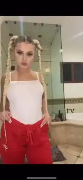 I’m always ready to shake a little 😛😛