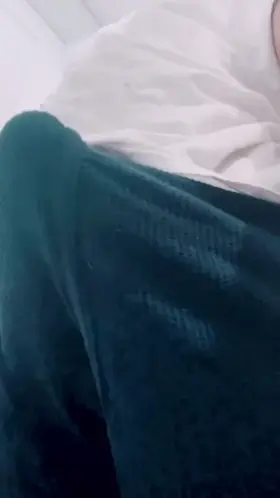 Ofcourse it’ll get hard if you stare like that!👀