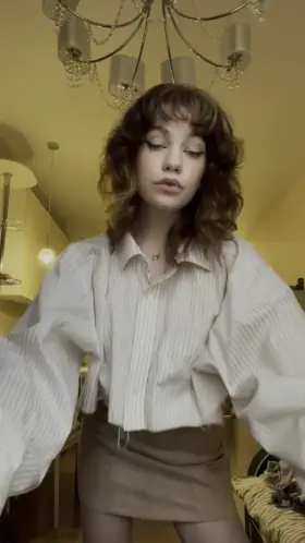 18 y/o girl just wants to make your day