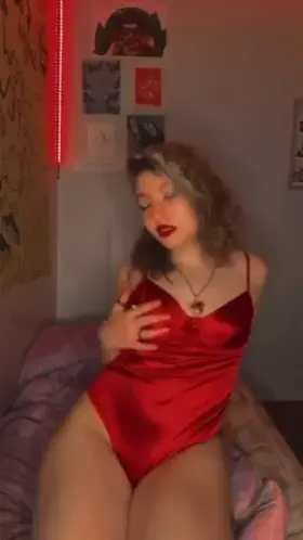 If you had to pick one, would it be face or pussy?