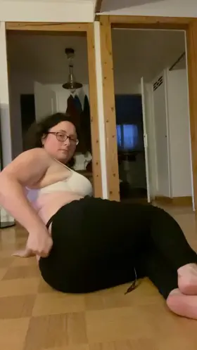 I hope my post doesn’t get lost here, I'd rather you get lost in my ass [Video]