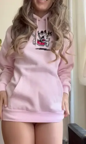 [SELLER]💰Just an adorable spirit who gets wet from getting attention 👀[F21]💦Snapchat 👻martin.nr0 👻