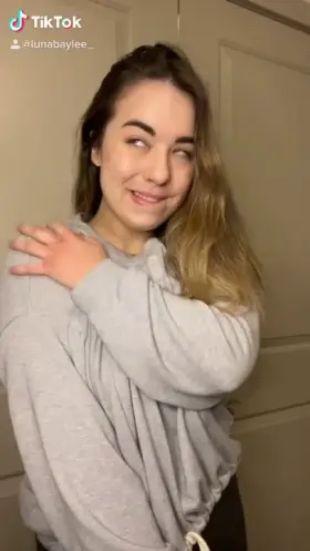 just wanna be the first surprise you see in the morning (;