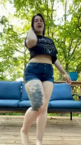 Did my tattoo distract you or did you get to enjoy my juicy ass while my pants were down? 😋