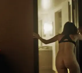 Amy Pietz in You're the Worst [S4E8-2017]