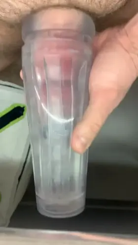 [40] I love filling this clear toy. DMs open.