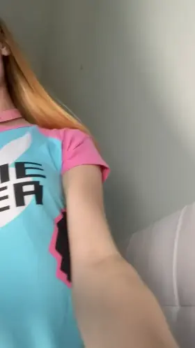 Your POV if you let an Irish gamer girl sit on your face