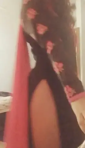 Cutie's Cute Ass Tease