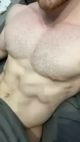 Mind if I sleep naked? 💪 (23)