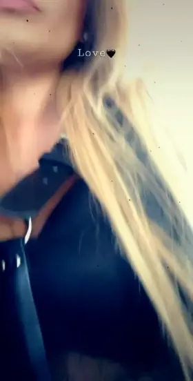 Like my outfit daddy?