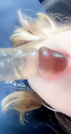 I think Daddy would be proud at how good his little girl sucks cock <3