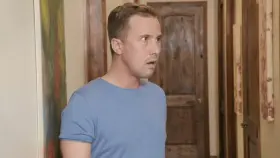 Tricking stepmom into making her cum