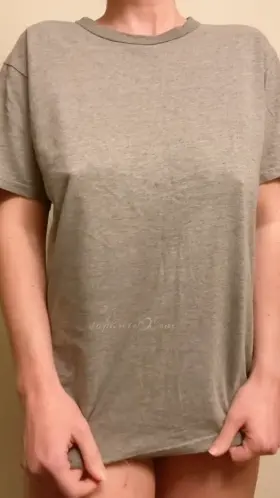 Drop the pants. It’s a no pants party!