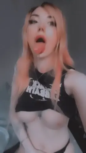 so much drool that could be on ur dick rn 🥺