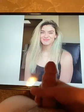 Felt so good to jizz all over her.